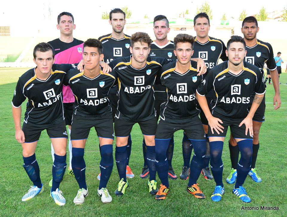 Los lojeños se presentan ante sus aficionados (CASTILLO)