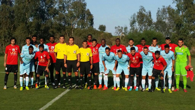 El Granada B posa junto al conjunto catarí (GRANADA CF)