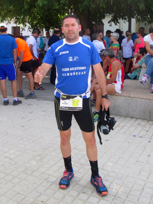 Tomás Bustos antes de tomar la salida 