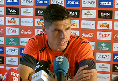 Yuste durante la rueda de prensa previa al partido con el Villarreal (GRJ)