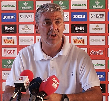 Joseba Aguado en un momentos de la rueda de prensa (GRJ)