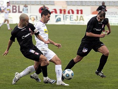 Los nazaríes cumplirán su compromiso con el Real Jaén (ARCHIVO)