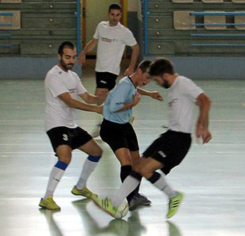 Una jugada de la final de la II Copa Diputación (GRJ)