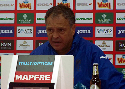 Caparrós, rueda de prensa previa a la visita del Levante 