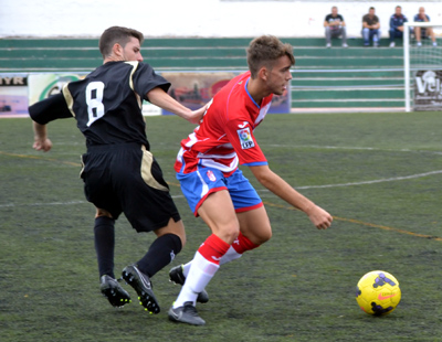 El Granada B recibe esta jornada al CD El Palo (LÁZARO)