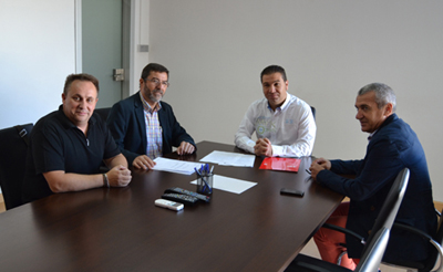 Cordero tras la firma del acuerdo (GRANADA CF)