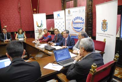 Presentación de la carrera contra el hambre 