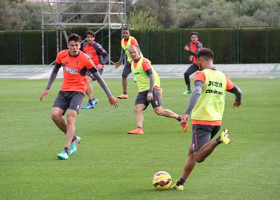 Caparrós ha incidido en jugadas de ataque 