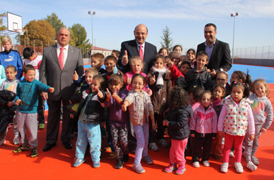 Acto de inauguraación del polideportivo 