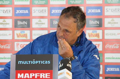 Caparrós, en rueda de prensa 