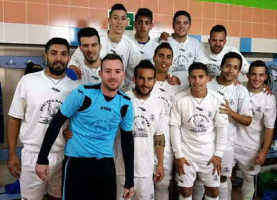 Equipo del Puerto en Cuarta Senior tras uno de sus triunfos