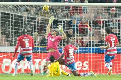 El empate contra el Getafe deja al Granada en descenso (BALDOMERO)
