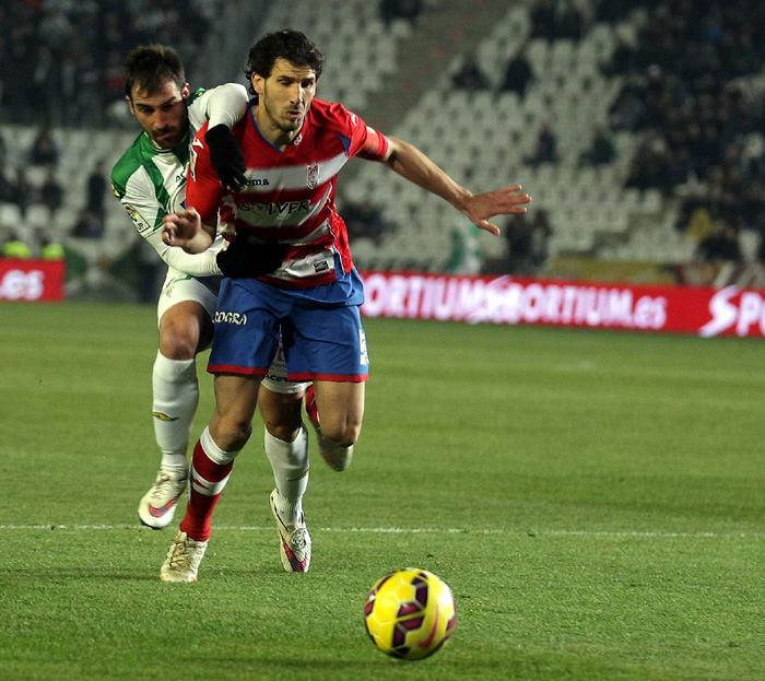 Mainz, en una acción del último partido ante el Córdoba. (MINUTO90.COM)