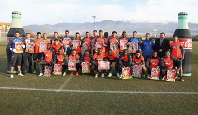 La plantilla posa con el nuevo calendario (GRANADA CF)