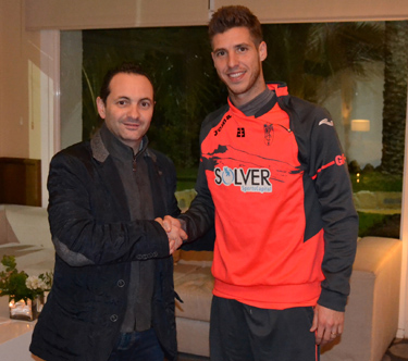 David Pérez junto a David Navarro, gerente de la entidad (GRANADACF.ES)