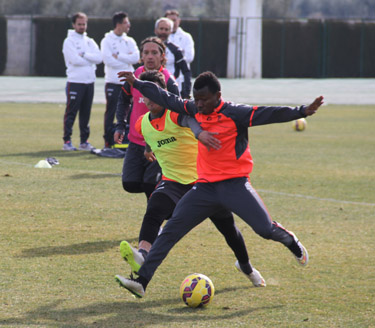 Clifford es una de las jóvenes perlas del Granada 