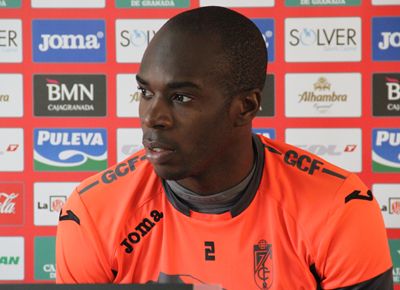 Nyom durante la rueda de prensa (GRJ)