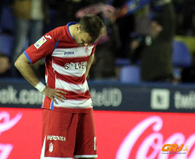 Cala, cabizbajo tras la derrota alnte el Levante (AGENCIA LOF) 