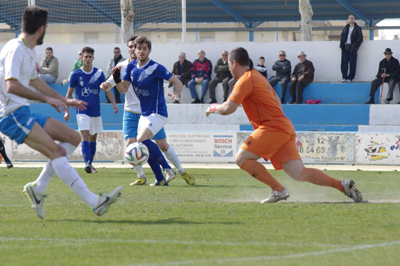 El Maracena no encontró el camino del gol (VICENTE CARVAJAL) 