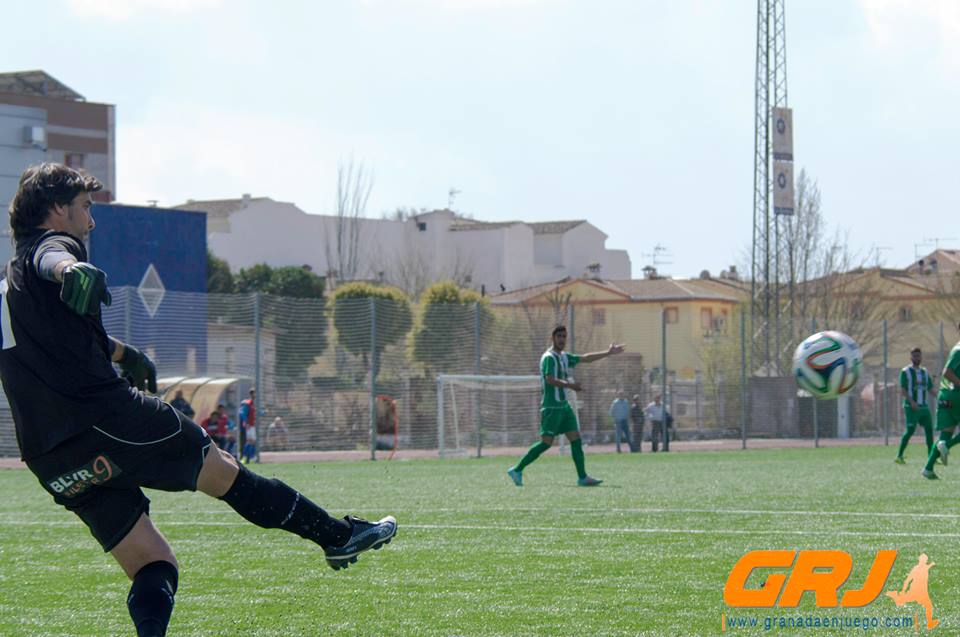 El Atarfe empató ante el líder en la pasada jornada (VICENTE CARVAJAL)
