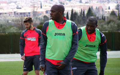 Los jugadores se retiran del entrenamiento 