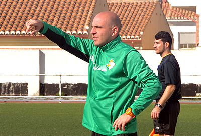 Rafa Fernández, entrenador de la UD Alfacar (ARCHIVO)