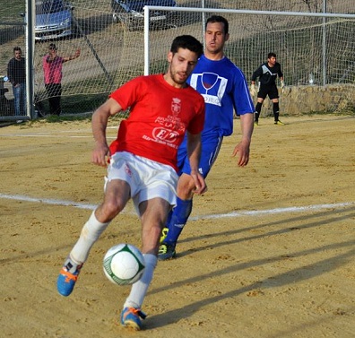 La Peza FC sin margen al error en casa. (Úbric)