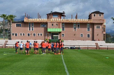 La plantilla sigue trabajando en Marbella 