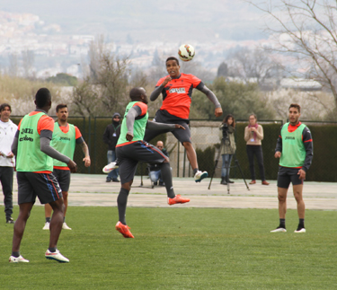 El Granada tiene que afinar la puntería 