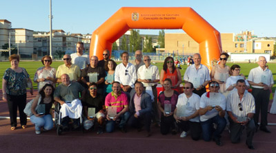 Granados y Egea junto a los representantes de los colectivos participantes 