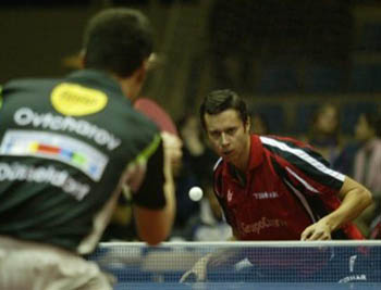 Vladimir Samsonov, jugador del CajaGranada, no pudo con Timo Boll