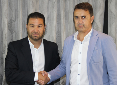 Campos y Cordero durante la presentación del nuevo técnico (GRJ)