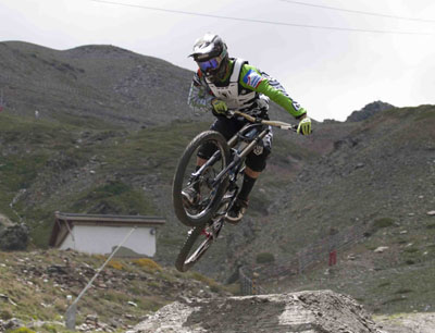 El bike park devuelve el espectáculo a Sierra Nevada 