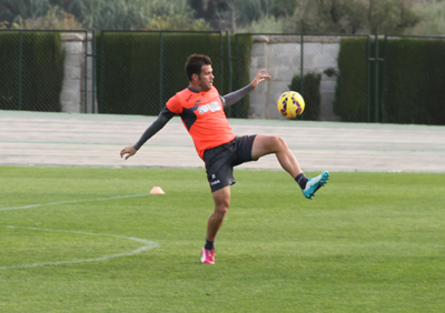 Ortuño apenas ha disfrutado de oportunidades en el Granada 