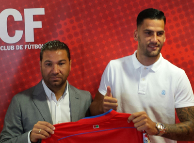 Cordero junto a Edgar, primer fichaje rojiblanco (GRJ)