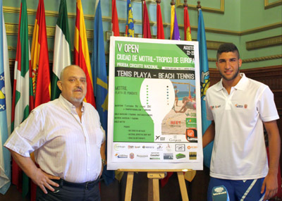 Presentación del torneo de tenis playa 