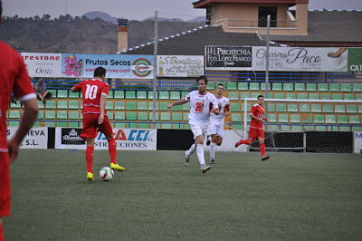 El Guadix arranca con victoria 