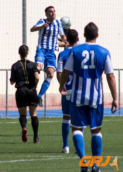 El CF Motril quiere seguir en lo más alto.(LÁZARO)
