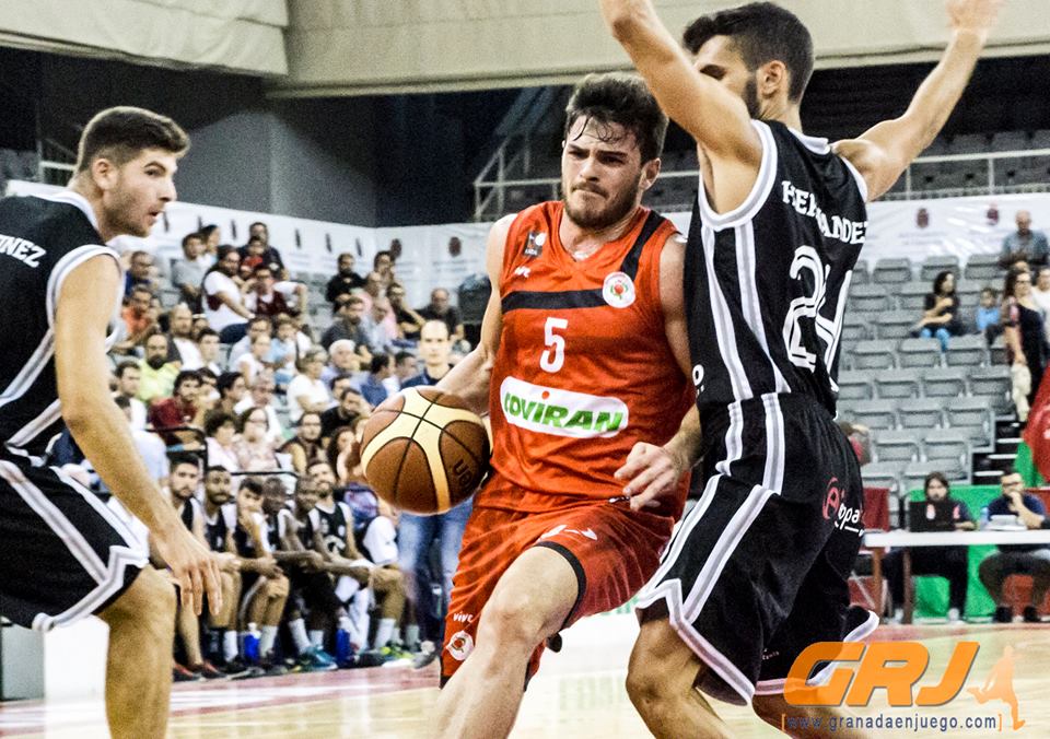 Los nazaríes se anotaron la victoria ante los alicantinos (VICENTE CARVAJAL)
