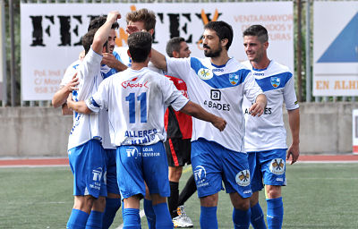 Los jugadores del Loja celebran uno de los goles en el último partido 