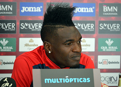 Thievy durante la rueda de prensa (GRJ)