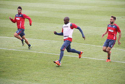 Babin puede ser el elegido para ocupar el centro de la zaga 