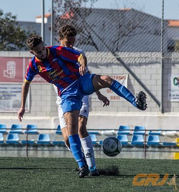 El Vandalia no pudo llevarse los tres puntos (VICENTE CARVAJAL)