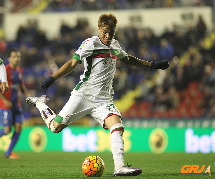 Peñaranda en una jugada del encuentro ante el Levante (LOF)
