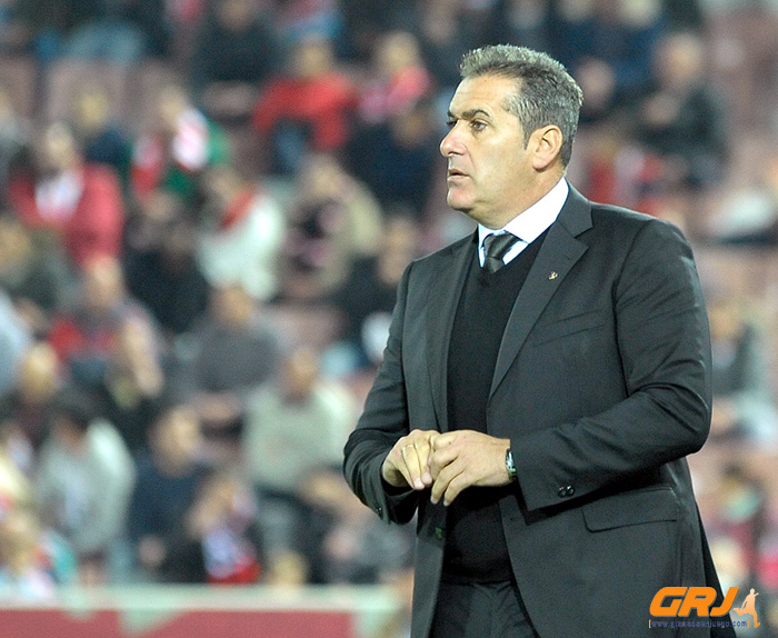 Sandoval durante el encuentro en Los Cármenes (BALDOMERO)