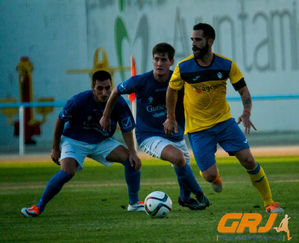 El CD Huétor Tájar, favorito en el derbi ante la UD Maracena