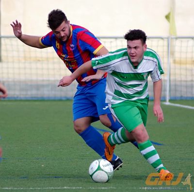 El Vandalia se llevó el duelo de la zona baja (VICENTE CARVAJAL)