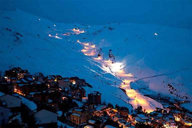 El esquí nocturno vuelve a Sierra Nevada 
