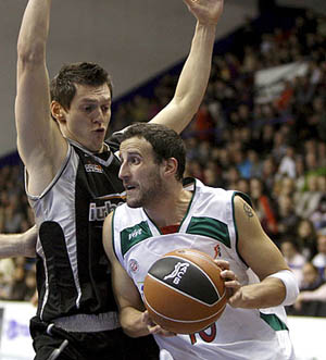 Nico Gianella en el encuentro ante Bilbao (ACBMEDIA)