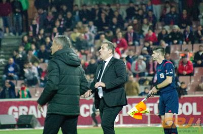 Sandoval sigue atento el encuentro 